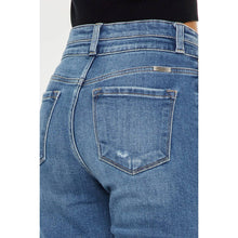 Load image into Gallery viewer, Lucy Slim Straight Jeans