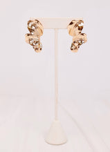 Load image into Gallery viewer, Hubbard Petal Earring GOLD