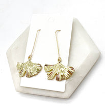 Load image into Gallery viewer, Gold Leaf Dangle Drop Metal Earrings