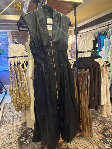 Donna Unhinged Dress