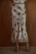 Load image into Gallery viewer, Mums the Word Skirt