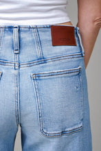 Load image into Gallery viewer, Not your Dad’s Jeans