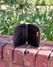 Load image into Gallery viewer, Blakely Wallet Spotted Saddle