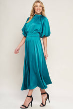 Load image into Gallery viewer, Mayfield Maven midi dress