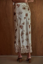 Load image into Gallery viewer, Mums the Word Skirt